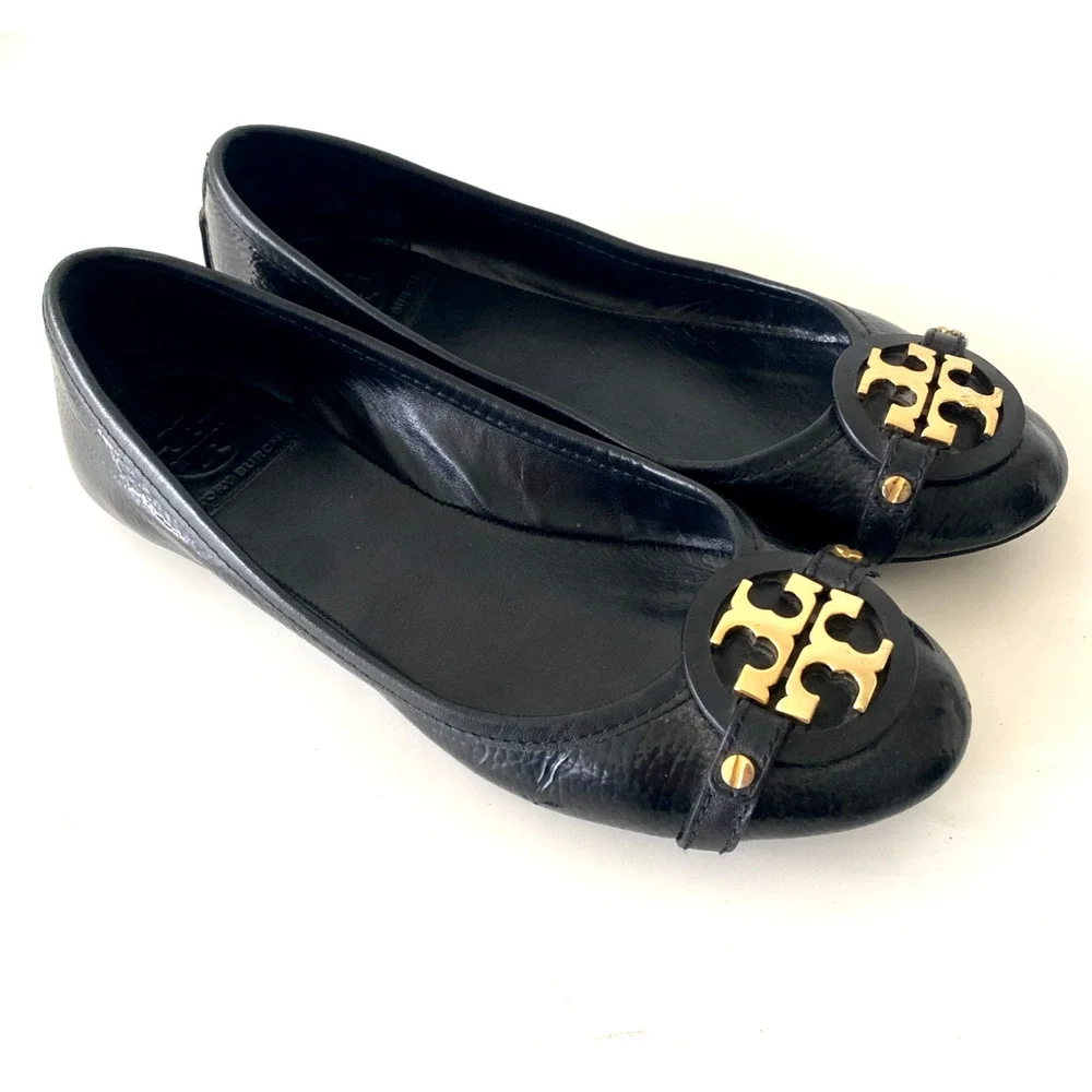 TORY BURCH Aaden Ballet Flat Black Patent Leather Gold Logo Slip On Round Toe 8